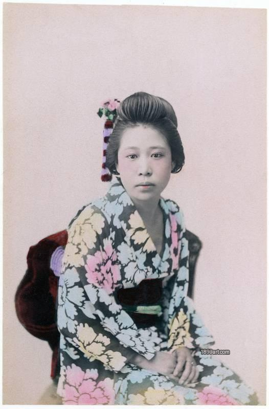 1899art Japan Young Woman in Floral Kimono (Studio Portrait), c. 1890–1900 Handcolored 1899art. Historical photograph from the 1899art Archive.